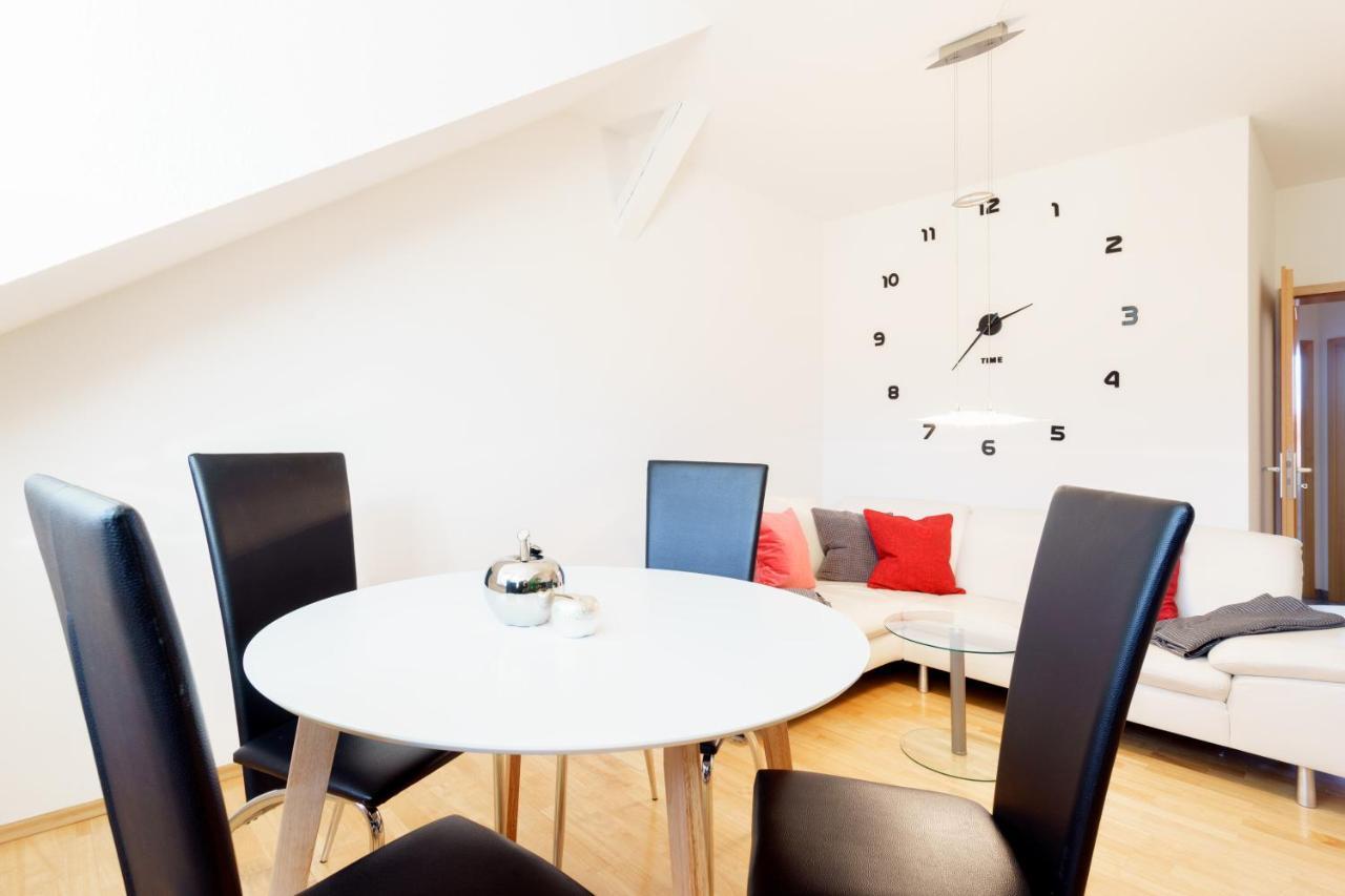 Wohnung Mit Blick Auf Die Zitadelle Petersberg - 3 Zimmer Erfurt Esterno foto