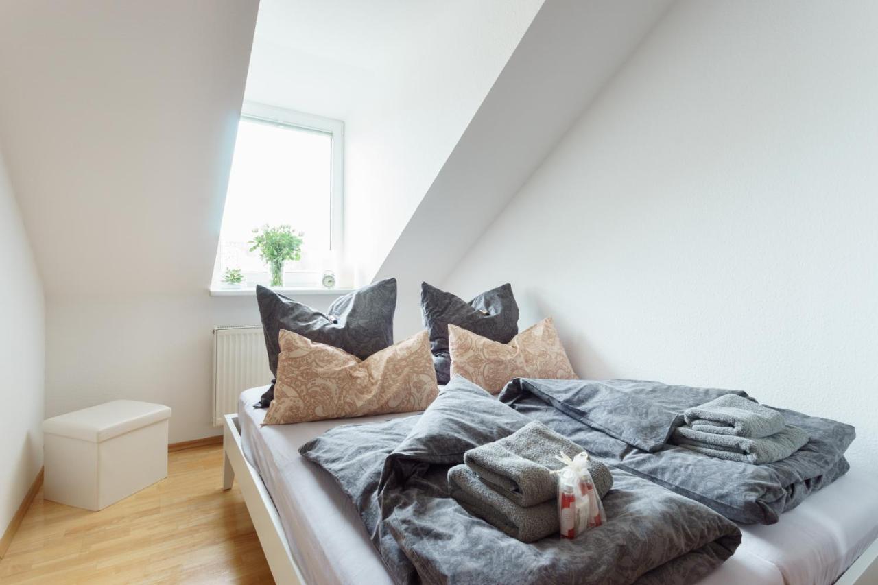 Wohnung Mit Blick Auf Die Zitadelle Petersberg - 3 Zimmer Erfurt Esterno foto