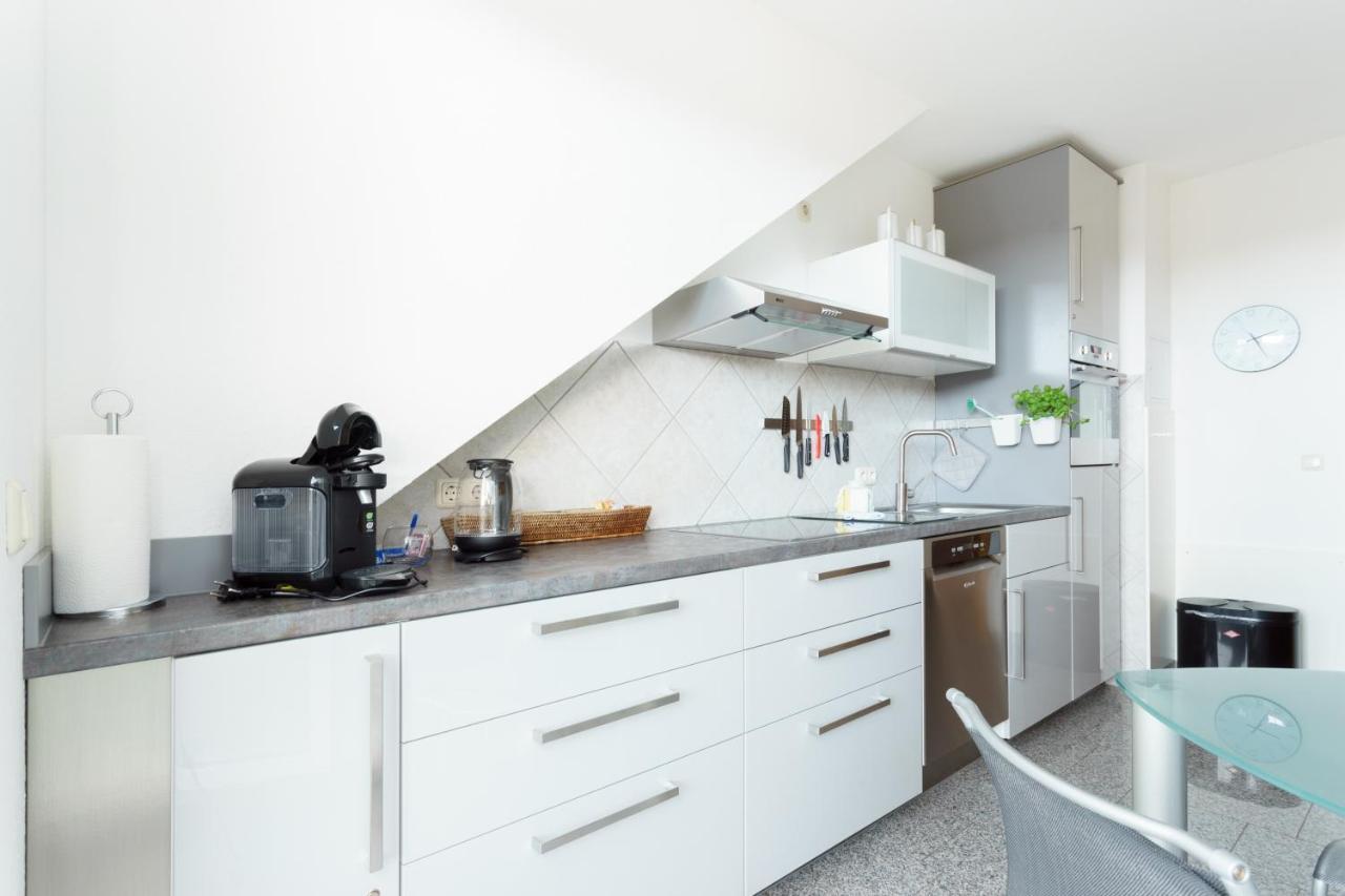 Wohnung Mit Blick Auf Die Zitadelle Petersberg - 3 Zimmer Erfurt Esterno foto